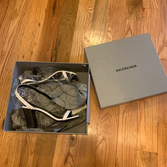 Balenciaga mid sandals size 35 - Picture 2 of 4